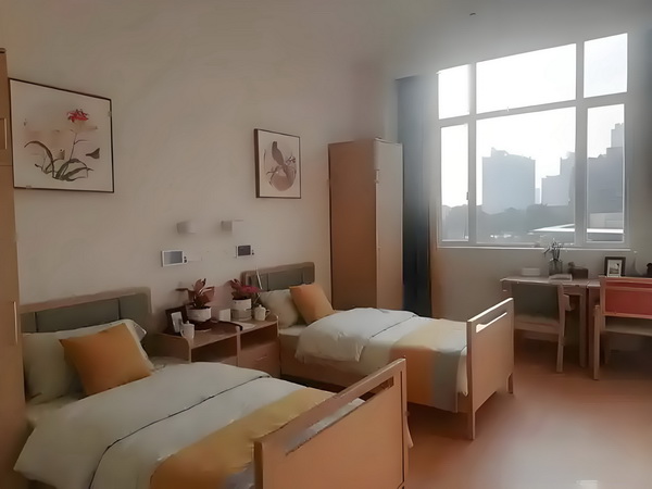 入深户代理机构_活佛王兴夫“点化”140位女信徒，全程不穿衣服，场面失控 点化140年78日月1当地时间