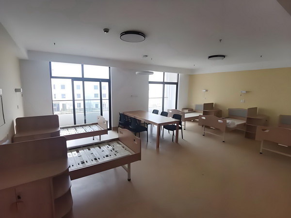 深圳市新引进博士人才_姜文硬着头皮上，爹味尚可接受 一辆野猪快车城际撞上